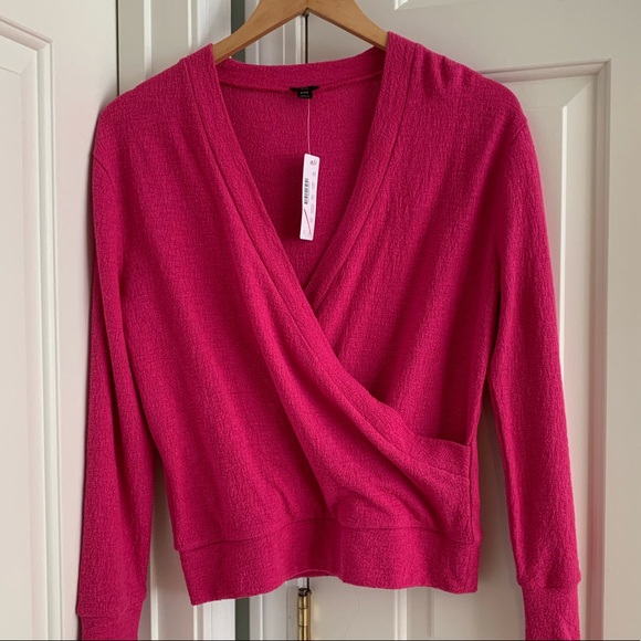J. Crew Tops - NWT JCrew PINK Faux-wrap top in textured crepe XXS